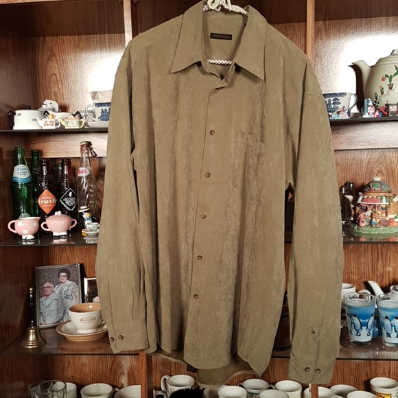 Mondango | Casual Top - Picture 1 of 2